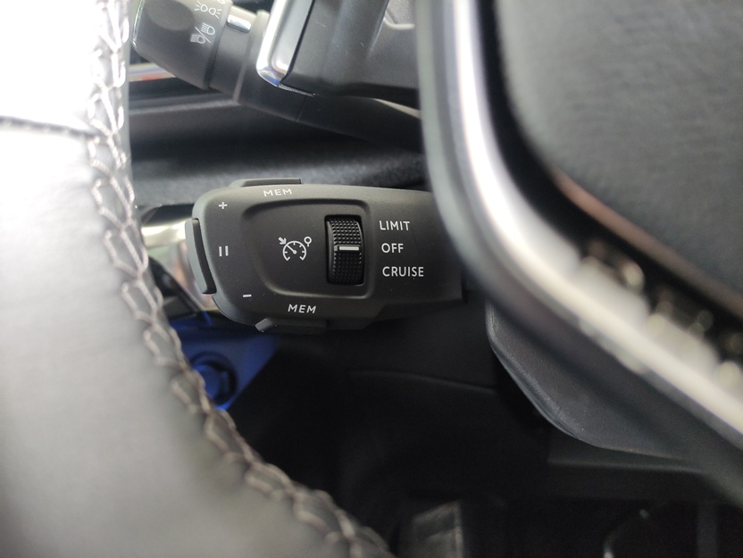 Cruise Control & Speed Limiter Cukup Satu Genggaman NeoDemokrasi